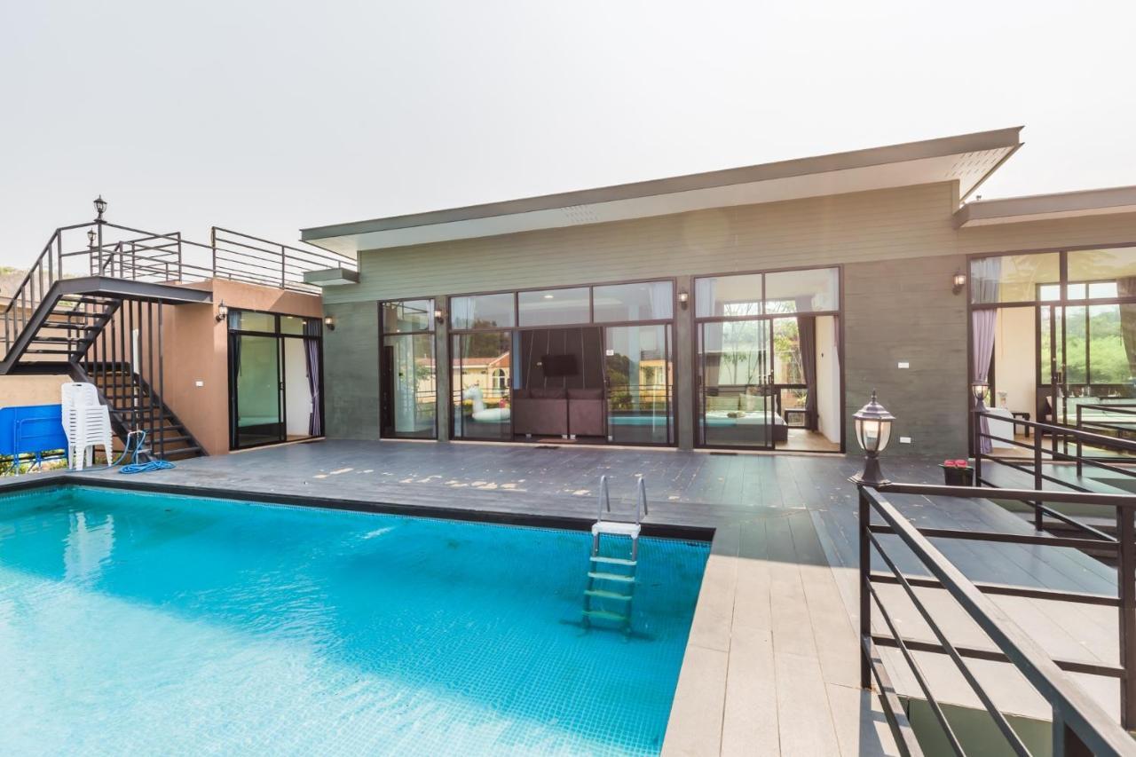 The X10 Private Pool Villa & Resort Khao Yai Mu Si Exterior photo